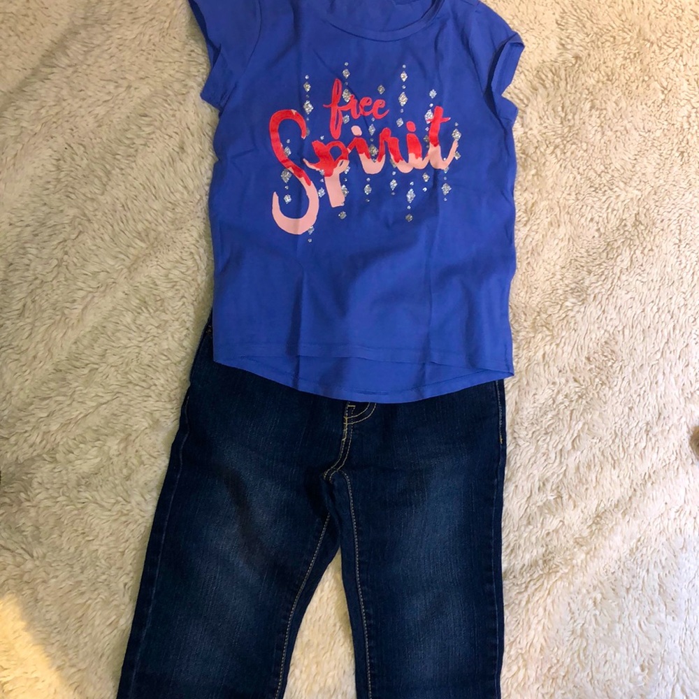 Kids outfit.  let me know if you have any questions